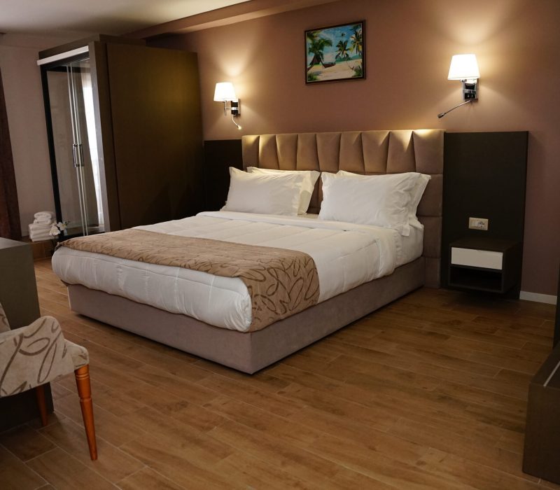 Doanesia Premium Hotel & Spa — Tirana