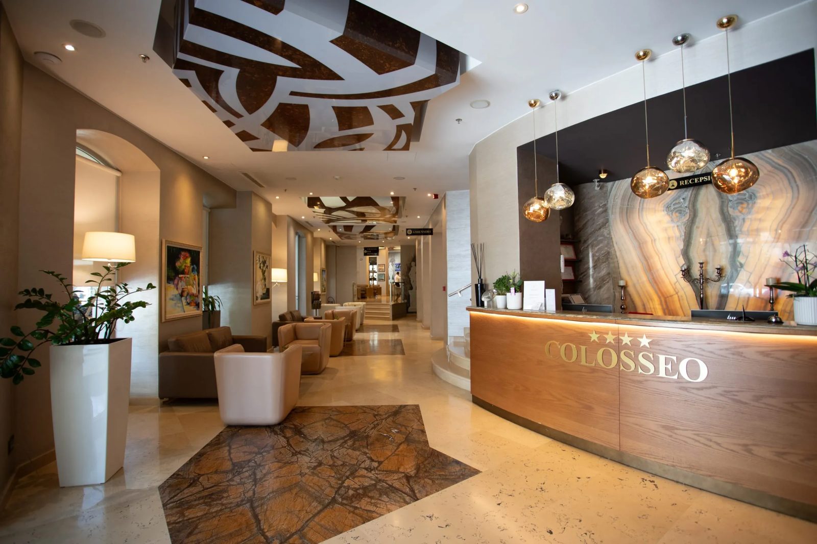 Hotel Colosseo — Tirana