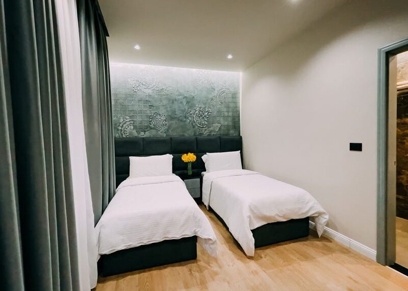 Imperator Hotel — Tirana