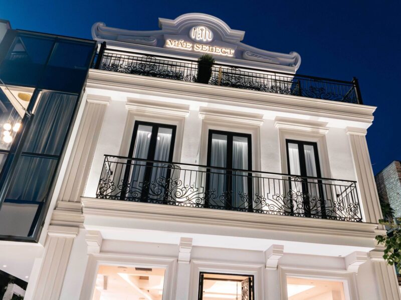 Mae Select Hotel — Sarandë